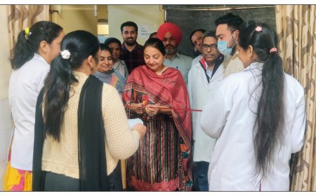 ਸਿਵਲ ਹਸਪਤਾਲ ਮਲੋਟ ਵਿਖੇ ਦੰਦਾਂ ਦੀ ਸਿਹਤ ਸੰਭਾਲ ਸੰਬੰਧੀ ਪੰਦਰਵਾੜੇ ਦੀ ਕੀਤੀ ਗਈ ਸ਼ੁਰੂਆਤ