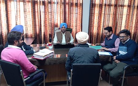 ਕਰਜਾ ਕੇਸਾਂ ਦੀ ਮਨਜੂਰੀ ਸੰਬੰਧੀ ਜ਼ਿਲ੍ਹਾ ਪੱਧਰੀ ਸਕਰੀਨਿੰਗ ਕਮੇਟੀ ਦੀ ਹੋਈ ਅਹਿਮ ਮੀਟਿੰਗ