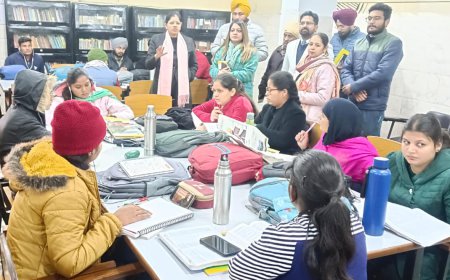 ਜਿਲ੍ਹਾ ਰੈੱਡ ਕ੍ਰਾਸ ਸੁਸਾਇਟੀ ਵੱਲੋਂ ਸਥਾਪਿਤ ਗਿਆਨਸ਼ਾਲਾ (ਲਾਇਬ੍ਰੇਰੀ) ਦਾ ਡਿਪਟੀ ਕਮਿਸ਼ਨਰ ਡਾ. ਰੂਹੀ ਦੁੱਗ ਨੇ ਕੀਤਾ ਉਦਘਾਟਨ