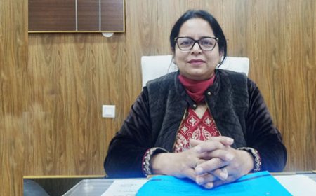 ਕੜਾਕੇ ਦੀ ਠੰਡ ਦੌਰਾਨ ਛੋਟੇ ਬੱਚੇ, ਬਜੁਰਗਾਂ ਅਤੇ ਗੰਭੀਰ ਬਿਮਾਰੀਆਂ ਤੋਂ ਪੀੜਿਤ ਲੋਕਾਂ ਦਾ ਖਾਸ ਧਿਆਨ ਰੱਖਣ ਦੀ ਲੋੜ- ਡਾ. ਨਵਜੋਤ ਕੌਰ ਸਿਵਲ ਸਰਜਨ