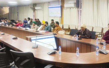 ਜਿਲ੍ਹਾ ਸ਼੍ਰੀ ਮੁਕਤਸਰ ਸਾਹਿਬ ਵਿੱਚ ਅਗਾਮੀ ਲੋਕ ਸਭਾ ਚੋਣਾਂ 2024 ਦੇ ਮੱਦੇਨਜ਼ਰ ਪੋਲਿੰਗ ਸਟਾਫ ਨੂੰ ਦਿੱਤੀ ਗਈ ਟ੍ਰੇਨਿੰਗ