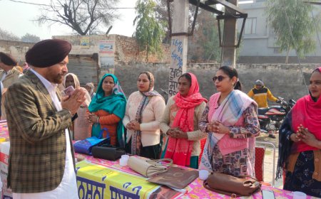 ‘ਸਰਕਾਰ ਤੁਹਾਡੇ ਦੁਆਰ’ ਪ੍ਰੋਗਰਾਮ ਤਹਿਤ ਸ. ਜਗਦੀਪ ਸਿੰਘ ਕਾਕਾ ਬਰਾੜ ਵਿਧਾਇਕ ਸ਼੍ਰੀ ਮੁਕਤਸਰ ਸਾਹਿਬ ਨੇ ਕੈਂਪ ਦਾ ਲਿਆ ਜਾਇਜ਼ਾ