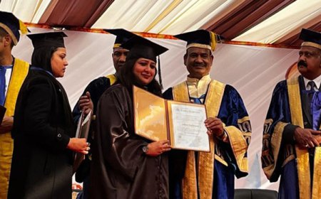 ਲੋਕ ਸਭਾ ਸਪੀਕਰ ਸ਼੍ਰੀ ਓਮ ਬਿਰਲਾ ਵੱਲੋਂ ਪ੍ਰਿੰਸੀਪਲ ਡਾ. ਨੀਰੂ ਬਠਲਾ ਵਾਟਸ ਨੂੰ ਪੀ.ਐੱਚ.ਡੀ ਦੀ ਡਿਗਰੀ ਨਾਲ ਕੀਤਾ ਗਿਆ ਸਨਮਾਨਿਤ