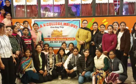 ਡੀ.ਏ.ਵੀ ਕਾਲਜ ਮਲੋਟ ਵਿਖੇ ਵਿਦਿਆਰਥੀਆਂ ਦਾ ਇੱਕ ਰੋਜ਼ਾ ਇਤਿਹਾਸਕ ਟ੍ਰਿੱਪ ਦਾ ਕੀਤਾ ਗਿਆ ਆਯੋਜਨ