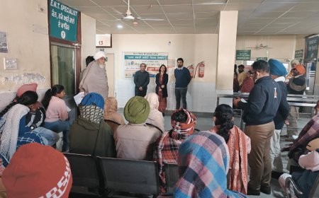 ਡਾ. ਨਵਜੋਤ ਕੌਰ ਸਿਵਲ ਸਰਜਨ ਵੱਲੋਂ ਝੁੱਗੀਆਂ ਝੋਪੜੀਆਂ ਵਿੱਚ ਜਾ ਕੇ ਲਿਆ ਪੋਲੀਓ ਮੁਹਿੰਮ ਦਾ ਜਾਇਜ਼ਾ