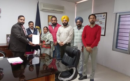 ਦਿੱਲੀ ਕਿਸਾਨ ਅੰਦੋਲਨ ਦੌਰਾਨ ਸ਼ਹੀਦ ਹੋਏ ਕਿਸਾਨ ਦੇ ਪਰਿਵਾਰ ਨੂੰ ਦਿੱਤਾ ਸਰਕਾਰੀ ਨੌਕਰੀ ਲਈ ਨਿਯੁਕਤੀ ਪੱਤਰ