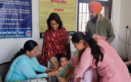 ਡਾ. ਬੰਦਨਾ ਬਾਂਸਲ ਜਿਲ੍ਹਾ ਟੀਕਾਕਰਨ ਅਫਸਰ ਵੱਲੋਂ ਟੀਕਾਕਰਨ ਪ੍ਰੋਗਰਾਮ ਅਧੀਨ ਲਗਾਏ ਗਏ ਕੈਂਪਾਂ ਦਾ ਲਿਆ ਜਾਇਜਾ