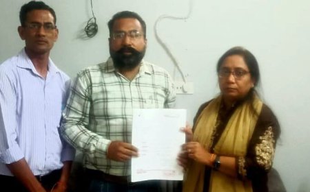 ਬੇਰੁਜ਼ਗਾਰ ਸਾਂਝਾ ਮੋਰਚਾ ਪੰਜਾਬ ਵੱਲੋਂ ਕੈਬਨਿਟ ਮੰਤਰੀ ਡਾ. ਬਲਜੀਤ ਕੌਰ ਨੂੰ ਦਿੱਤਾ ਮੰਗ ਪੱਤਰ