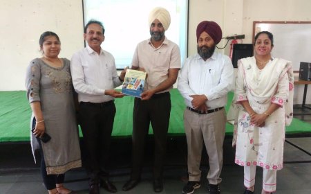 ਪ੍ਰੋ. ਉੱਪਲ ਨੇ ਖੋਜ ਉਤਪਾਦਕਤਾ ਨੂੰ ਹੁਲਾਰਾ ਦੇਣ ਲਈ ਗੁਣਵੱਤਾ ਖੋਜ ਪੇਪਰ ਲਿਖਣ ਦੇ ਹੁਨਰ ਨੂੰ ਵਿਕਸਤ ਕਰਨ ਦੀ ਮਹੱਤਤਾ ਤੇ ਜ਼ੋਰ ਦਿੱਤਾ