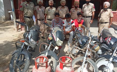 ਸ੍ਰੀ ਮੁਕਤਸਰ ਸਾਹਿਬ ਪੁਲਿਸ ਨੇ ਚੋਰੀ ਦੇ 04 ਮੋਟਰਸਾਇਕਲ ਅਤੇ ਗੈਸ ਸਿਲੰਡਰਾਂ ਸਮੇਤ 03 ਵਿਅਕਤੀ ਕੀਤੇ ਕਾਬੂ