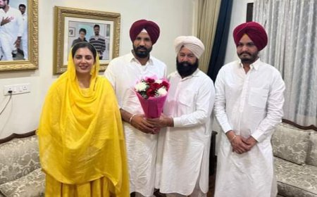 ਸੰਸਦ ਮੈਂਬਰ ਸ. ਸ਼ੇਰ ਸਿੰਘ ਘੁਬਾਇਆ ਅਤੇ ਉਨ੍ਹਾਂ ਦੇ ਸਪੁੱਤਰ ਨੇ ਰਾਜਾ ਵੜਿੰਗ ਦੇ ਗ੍ਰਹਿ ਵਿਖੇ ਕੀਤੀ ਸ਼ਿਰਕਤ