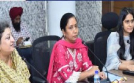 ਲੋਕ ਭਲਾਈ ਸਕੀਮਾਂ ਦਾ ਲਾਭ ਲੋੜਵੰਦਾਂ ਨੂੰ ਸਮੇਂ ਸਿਰ ਪਹੁੰਚਾਉਣਾ ਯਕੀਨੀ ਬਣਾਇਆ ਜਾਵੇ- ਡਾ. ਬਲਜੀਤ ਕੌਰ