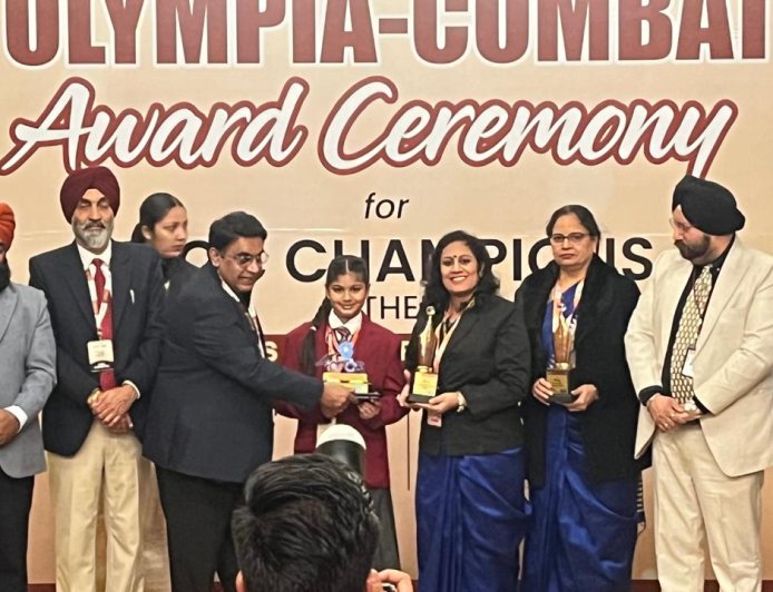 ਐੱਸ.ਡੀ ਸੀਨੀਅਰ ਸੈਕੰਡਰੀ ਸਕੂਲ ਮਲੋਟ ਨੇ ਮੇਗਾ ਓਲੰਪੀਆ ਕੰਬੈਟ ਦੇ ਸਟੇਟ ਲੈਵਲ ਮੁਕਾਬਲੇ ਵਿੱਚ ਸਟੇਟ ਚੈਂਪੀਅਨ, ਇੰਸਪਾਇਰਿੰਗ ਟੀਚਰ ਐਵਾਰਡ, ਗੋਲਡਨ ਪ੍ਰਿੰਸੀਪਲ ਐਵਾਰਡ ਦਾ ਖਿਤਾਬ ਕੀਤਾ ਹਾਸਿਲ