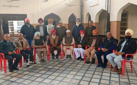 ਸਿਟੀ ਵਿਕਾਸ ਮੰਚ ਮਲੋਟ ਦੀ ਝਾਂਬ ਗੈਸਟ ਹਾਊਸ ਮਲੋਟ ਵਿਖੇ ਹੋਈ ਇੱਕ ਅਹਿਮ ਮੀਟਿੰਗ