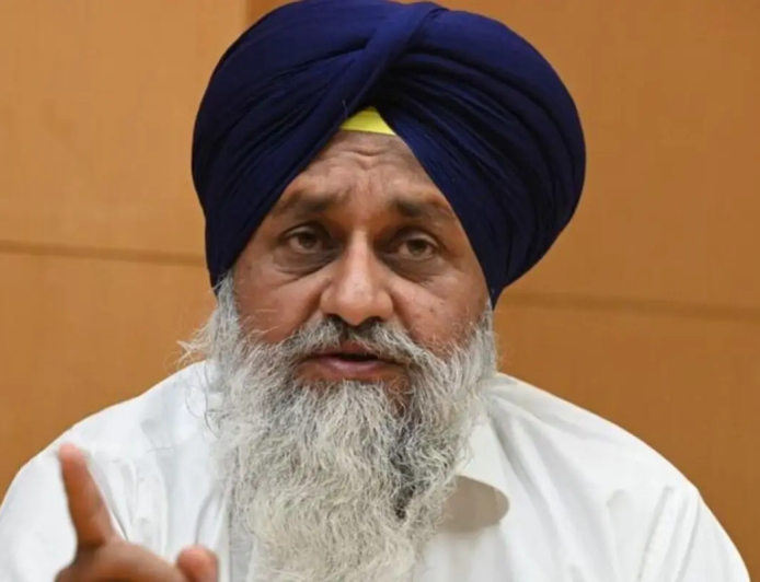 ਸ. ਸੁਖਬੀਰ ਸਿੰਘ ਬਾਦਲ ਨੇ ਅਫ਼ਸਰਾਂ ਨੂੰ ਦਿੱਤੀ ਵੱਡੀ ਚਿਤਾਵਨੀ