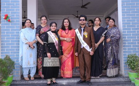 ਐੱਸ.ਡੀ ਸੀਨੀਅਰ ਸੈਕੰਡਰੀ ਸਕੂਲ ਮਲੋਟ ਵਿੱਚ ਧੂਮਧਾਮ ਨਾਲ ਕੀਤੀ ਗਈ ਦੱਸਵੀਂ ਅਤੇ ਬਾਰ੍ਹਵੀਂ ਜਮਾਤ ਦੀ ਸਲਾਨਾ ਵਿਦਾਇਗੀ ਪਾਰਟੀ