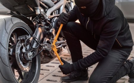 ਹੇਤ ਰਾਮ ਕਲੋਨੀ ਮਲੋਟ ਵਿਖੇ ਘਰ ਦੇ ਬਾਹਰੋਂ 3 ਫਰਵਰੀ ਨੂੰ ਮੋਟਰਸਾਈਕਲ ਹੋਇਆ ਚੋਰੀ, ਜਾਣਕਾਰੀ ਦੇਣ ਵਾਲੇ ਨੂੰ ਮਿਲੇਗਾ 5000 ਇਨਾਮ