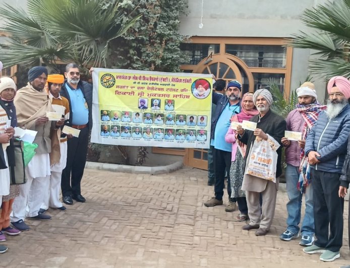 ਡਾਕਟਰ ਓਬਰਾਏ ਨੇ ਵੱਖ-ਵੱਖ ਬਿਮਾਰੀਆਂ ਤੋਂ ਪੀੜ੍ਹਿਤ ਮਰੀਜ਼ਾਂ ਦੀ ਫੜ੍ਹੀ ਬਾਂਹ, ਦਿੱਤੀ ਵਿੱਤੀ ਸਹਾਇਤਾ