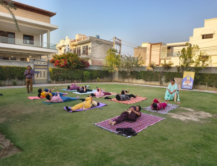 ਸੀ.ਐਮ ਦੀ ਯੋਗਸ਼ਾਲਾ ਅਧੀਨ ਜ਼ਿਲ੍ਹਾ ਸ਼੍ਰੀ ਮੁਕਤਸਰ ਸਾਹਿਬ ਵਿੱਚ ਰੋਜ਼ਾਨਾ ਲਗਾਈਆਂ ਜਾ ਰਹੀਆਂ ਹਨ 230 ਯੋਗ ਕਲਾਸਾਂ- ਡਿਪਟੀ ਕਮਿਸ਼ਨਰ