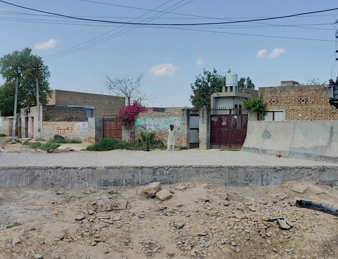 ਮਲੋਟ ਨੇੜਲੇ ਪਿੰਡ ਅਬੁਲਖੁਰਾਣੇ ਦੇ ਮਾਈਨਰ ਦਾ ਪੁੱਲ ਬਣਿਆ ਪਿੰਡ ਵਾਸੀਆਂ ਅਤੇ ਰਾਹਗੀਰਾਂ ਲਈ ਸਿਰ-ਦਰਦ