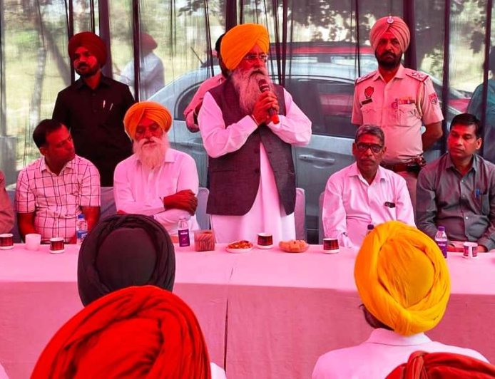 ਕੈਬਨਿਟ ਮੰਤਰੀ ਗੁਰਮੀਤ ਸਿੰਘ ਖੁੱਡੀਆਂ ਵੱਲੋਂ ਸਰਾਵਾਂ ਬੋਦਲਾਂ ਸੀ.ਐਚ.ਸੀ ਵਿੱਚ ਮੈਡੀਕਲ ਕੈਂਪ ਅਤੇ ਲੈਬ ਦਾ ਉਦਘਾਟਨ