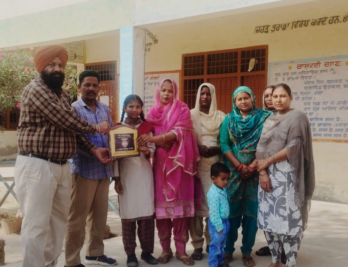 ਸਰਕਾਰੀ ਹਾਈ ਸਕੂਲ ਤੱਪਾ ਖੇੜਾ ਸ੍ਰੀ ਮੁਕਤਸਰ ਸਾਹਿਬ ਵਿਖੇ ਮੈਗਾ ਪੀ.ਟੀ.ਐਮ ਦਾ ਹੋਇਆ ਆਯੋਜਨ, ਸੈਸ਼ਨ 2025-26 ਦਾ ਐਲਾਨਿਆ ਸਾਲਾਨਾ ਨਤੀਜਾ