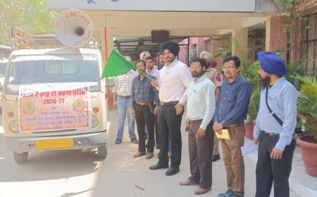 ਐੱਸ.ਡੀ.ਐਮ ਸ਼੍ਰੀ ਮੁਕਤਸਰ ਸਾਹਿਬ ਨੇ ਕਣਕ ਦੀ ਪਰਾਲੀ ਦੀ ਸੁਚੱਜੀ ਸੰਭਾਲ ਲਈ ਜਾਗਰੂਕਤਾ ਵੈਨ ਨੂੰ ਹਰੀ ਝੰਡੀ ਦੇ ਕੇ ਕੀਤਾ ਰਵਾਨਾ