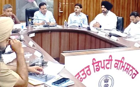 ਡਿਪਟੀ ਕਮਿਸ਼ਨਰ ਸ਼੍ਰੀ ਮੁਕਤਸਰ ਸਾਹਿਬ ਨੇ ਟਰੇਡ ਯੂਨੀਅਨ ਦੇ ਨੁਮਾਇੰਦਿਆਂ ਨਾਲ ਕੀਤੀ ਮੀਟਿੰਗ