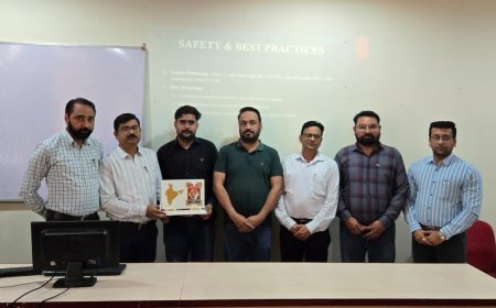 ਮਿਮਿਟ ਮਲੋਟ ਦੇ ਮਕੈਨੀਕਲ ਵਿਭਾਗ ਵੱਲੋਂ ਪੇਪਰ ਬਨਾਉਣ ਦੀ ਪ੍ਰਕ੍ਰਿਆ ਅਤੇ ਪੇਪਰ ਮਸ਼ੀਨਰੀ ਦੀ ਦੇਖਭਾਲ ਬਾਰੇ ਕਰਵਾਇਆ ਗਿਆ ਐਕਸਪਰਟ ਲੈੱਕਚਰ