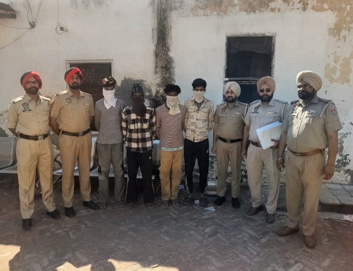 ਪੰਨੀ ਵਾਲਾ ਫੱਤਾ ਪੁਲਿਸ ਚੌਂਕੀ ਨੂੰ ਮਿਲੀ ਵੱਡੀ ਸਫਲਤਾ, 50 ਟਰਾਂਸਫਾਰਮਰਾਂ ਦੇ ਚੋਰ ਕੀਤੇ ਗ੍ਰਿਫਤਾਰ