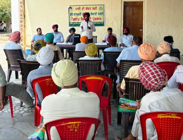 ਪਿੰਡ ਰਹੂੜਿਆਂਵਾਲੀ ਵਿਖੇ ਕਿਸਾਨ ਸਿਖਲਾਈ ਕੈਂਪ ਦਾ ਆਯੋਜਨ