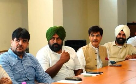 ਕਾਂਗਰਸ ਹਾਈਕਮਾਂਡ ਨੇ ਪੰਜਾਬ ਕਾਂਗਰਸ ਦੇ ਮੀਡੀਆ ਅਹੁਦੇਦਾਰਾਂ ਨਾਲ ਕੀਤੀ ਮੀਟਿੰਗ