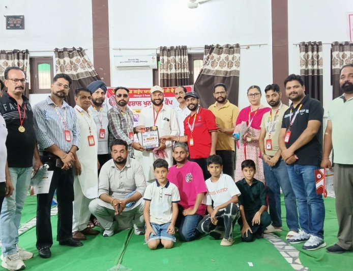 ਮਲੋਟ ਬਲੱਡ ਗਰੁੱਪ ਦੇ ਸਹਿਯੋਗ ਨਾਲ ਲਗਾਇਆ ਵਿਸ਼ਾਲ ਖੂਨਦਾਨ ਕੈਂਪ, 135 ਯੂਨਿਟ ਖੂਨ ਇਕੱਤਰ