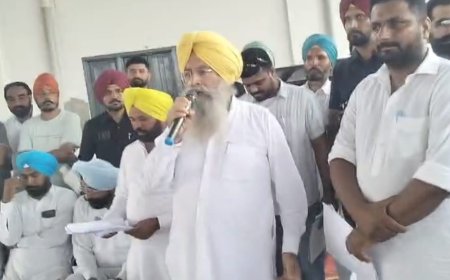 ਕੈਬਨਿਟ ਮੰਤਰੀ ਗੁਰਮੀਤ ਸਿੰਘ ਖੁੱਡੀਆਂ ਨੇ ਪੰਨੀਵਾਲਾ ਫੱਤਾ, ਮੋਹਲਾਂ ਅਤੇ ਕਰਮਪੱਟੀ ਵਿਖੇ ਲੋਕ ਮਿਲਣੀ ਦੌਰਾਨ ਸੁਣੀਆਂ ਮੁਸ਼ਕਿਲਾਂ