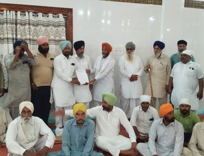 ਮਲੋਟ ਨੇੜਲੇ ਪਿੰਡ ਕਬਰਵਾਲਾ ਦੀ ਪੰਚਾਇਤ ਤੇ ਪਿੰਡ ਵਾਸੀਆਂ ਦਾ ਨਸ਼ਾ ਤਸਕਰਾਂ ਖਿਲਾਫ ਵੱਡਾ ਕਦਮ