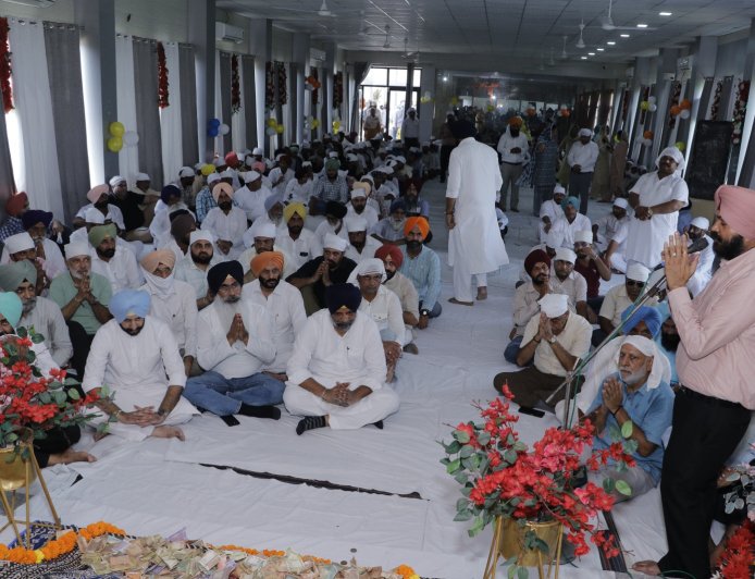 ਮਹਾਰਾਜਾ ਰਣਜੀਤ ਸਿੰਘ ਕਾਲਜ ਮਲੋਟ 'ਚ ਅਖੰਡ ਪਾਠ ਸਾਹਿਬ ਦੇ ਭੋਗ ਨਾਲ ਨਵੇਂ ਸੈਸ਼ਨ ਦੀ ਸ਼ੁਰੂਆਤ
