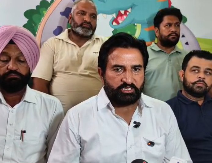 ਪੰਜਾਬ ਭਰ ਦੇ ਸਾਰੇ ਸਕੂਲ ਅਤੇ ਕਾਲਜਾਂ ਦੀਆਂ ਸਕੂਲ ਬੱਸਾਂ ਅਤੇ ਵੈਨਾਂ ਰਹਿਣਗੀਆਂ 3 ਸਤੰਬਰ ਨੂੰ ਬੰਦ