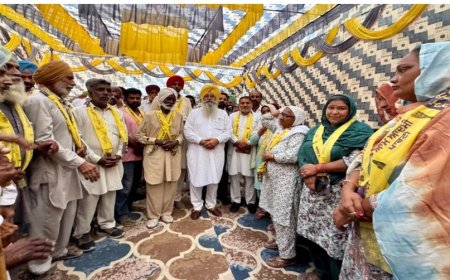 ਕੈਬਨਿਟ ਮੰਤਰੀ ਸ. ਗੁਰਮੀਤ ਸਿੰਘ ਖੁੱਡੀਆਂ ਦੀ ਹਾਜ਼ਰੀ ’ਚ ਤਕਰੀਬਨ ਤਿੰਨ ਦਰਜਨ ਪਰਿਵਾਰ ਆਮ ਆਦਮੀ ਪਾਰਟੀ ’ਚ ਸ਼ਾਮਿਲ