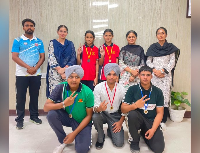 Apple International School ਦੇ ਖਿਡਾਰੀਆਂ ਨੇ 70ਵੀਂ ਪੰਜਾਬ ਸਕੂਲ ਜ਼ੋਨਲ ਐਥਲੈਟਿਕ ਚੈਂਪੀਅਨਸ਼ਿਪ ਵਿੱਚ ਮਾਰੀਆਂ ਮੱਲ੍ਹਾਂ