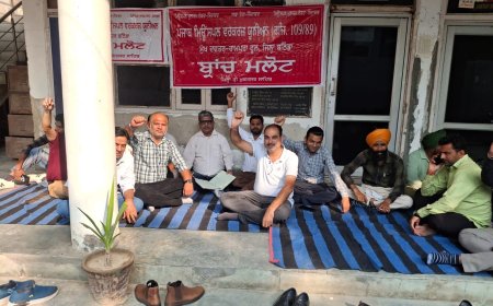 ਮਲੋਟ ਨਗਰ ਕੌਂਸਲ ਦੇ ਮੁਲਾਜਮਾਂ ਵੀ ਗਏ ਦੋ ਦਿਨਾਂ ਦੀ ਹੜਤਾਲ ਤੇ