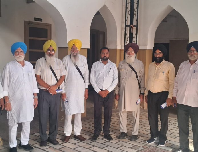 ਮਲੋਟ ਵਿਖੇ ਸੀਨੀਅਰ ਸਿਟੀਜਨਾਂ ਲਈ ਕਾਨੂੰਨੀ ਸੇਵਾਵਾਂ ਸੰਬੰਧੀ ਕਰਵਾਇਆ ਵਿਸ਼ੇਸ਼ ਸੈਮੀਨਾਰ
