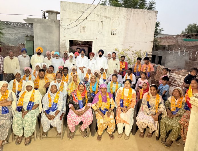 ਪਿੰਡ ਰੁਪਾਣਾ ‘ਚ ਆਪ ਨੂੰ ਝਟਕਾ, ਹਰਪ੍ਰੀਤ ਸਿੰਘ ਕੋਟਭਾਈ ਦੀ ਅਗਵਾਈ ’ਚ ਦਰਜਨਾਂ ਪਰਿਵਾਰ ਅਕਾਲੀ ਦਲ ’ਚ ਸ਼ਾਮਿਲ